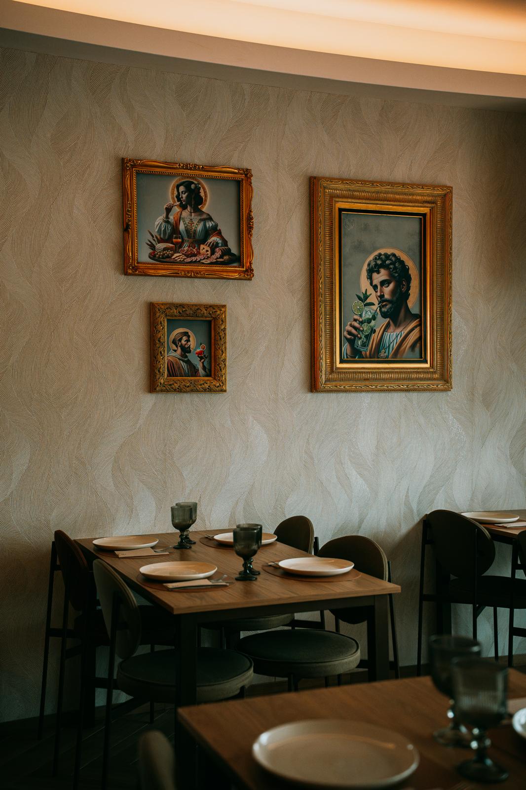 SANTOS | Tapas & Cocktails